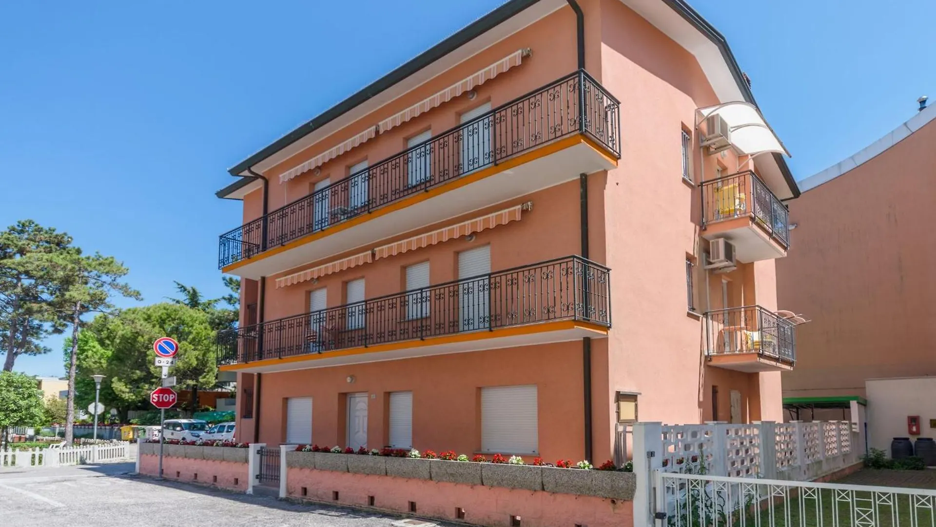 Great Apartment A Few Steps From The Beach Bibione Italy