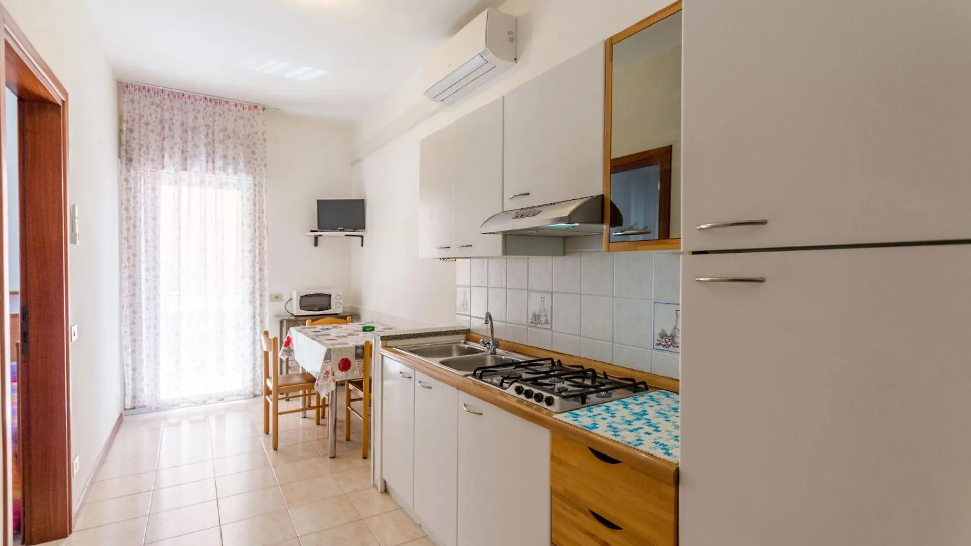 Great Apartment A Few Steps From The Beach Bibione Italy